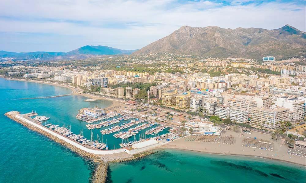 Modern And Stylish Duplex In Downtown - Palmeras Iii 114 Apartamento Marbella